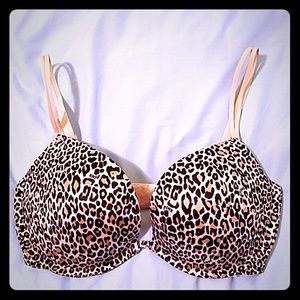 Animal print plunge pushup bra